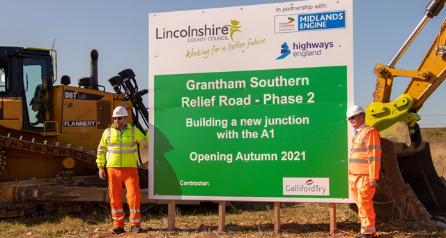 Cllr davies and cllr hill at the relief road site