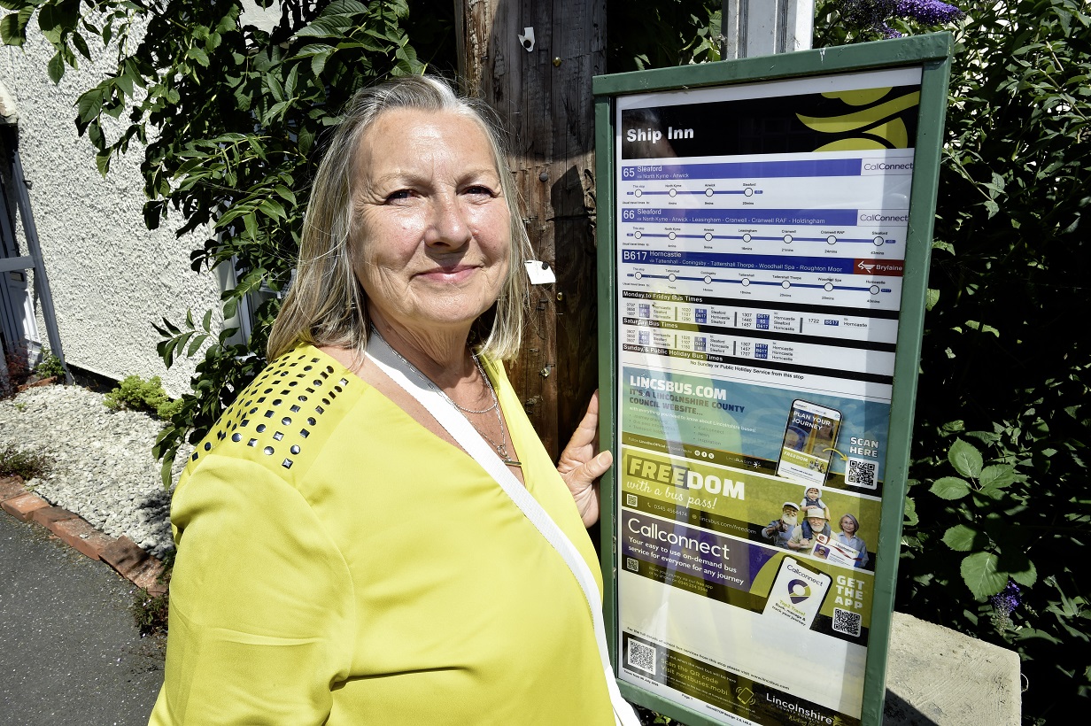 
B617, bus, woodhall, spa, billinghay, new, transport, LCC, David, East, Natalie, Oliver