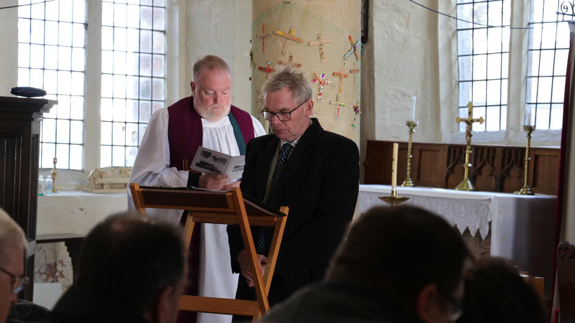 Cllr Martin Hill speaks at a memorial service
