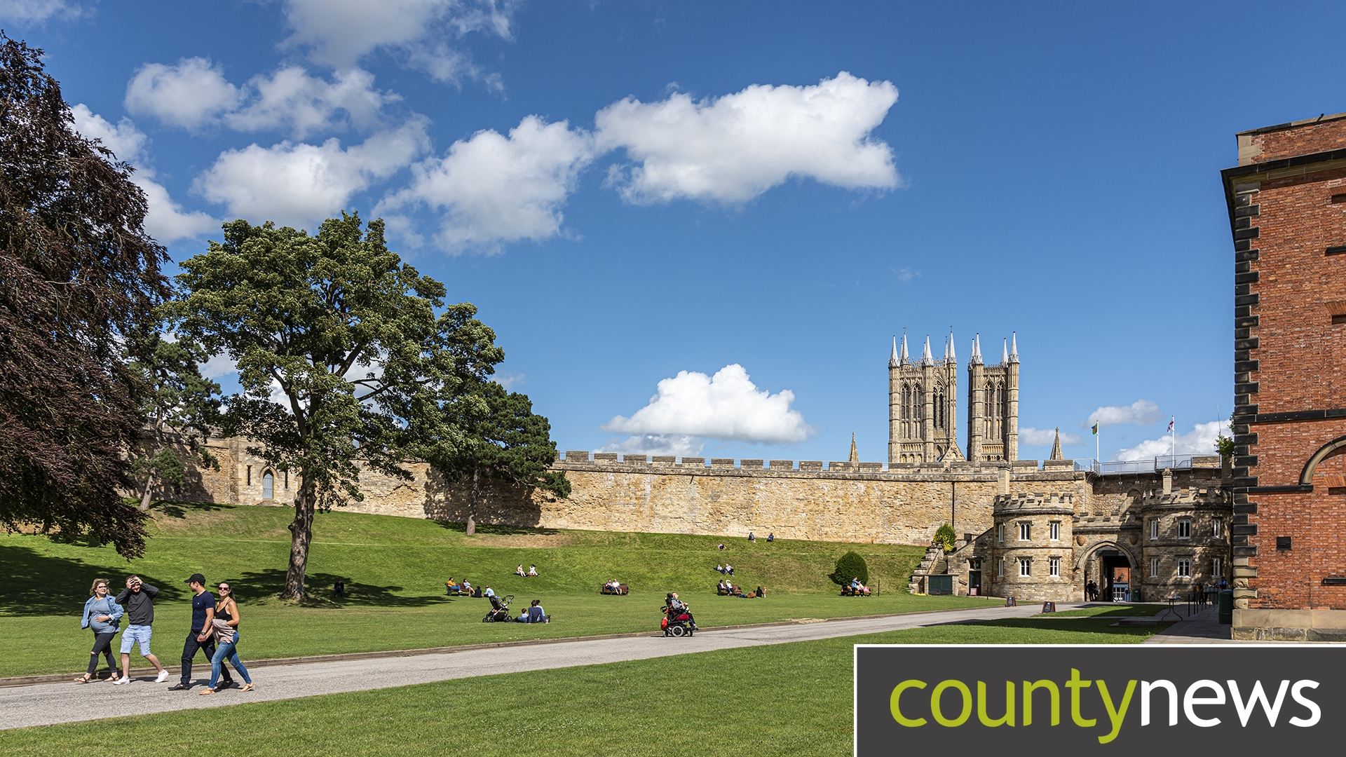 Lincoln Castle grounds